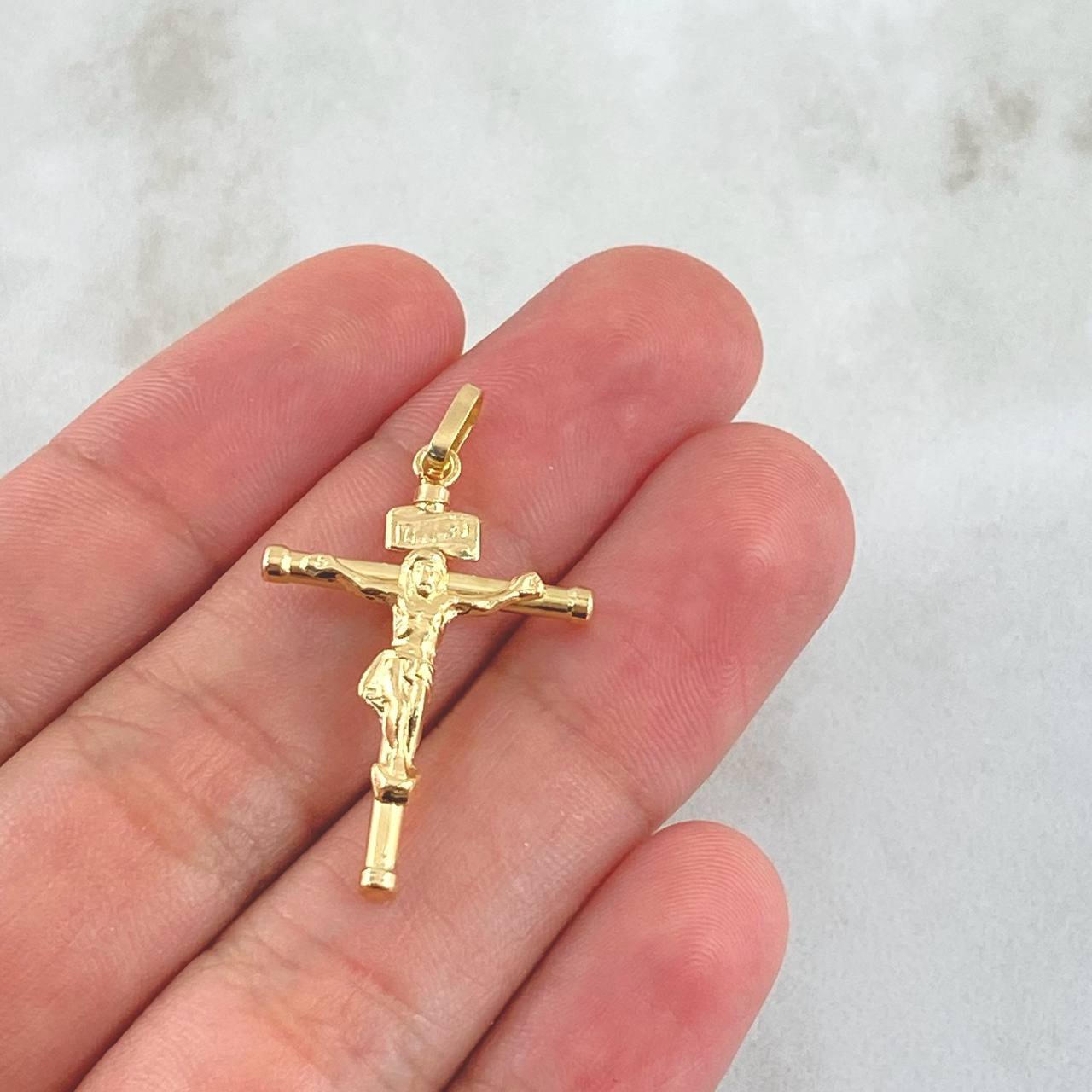Pendant Christ Cross 1.2gr / 2.8cm / Smooth Rod 18K Yellow Gold *