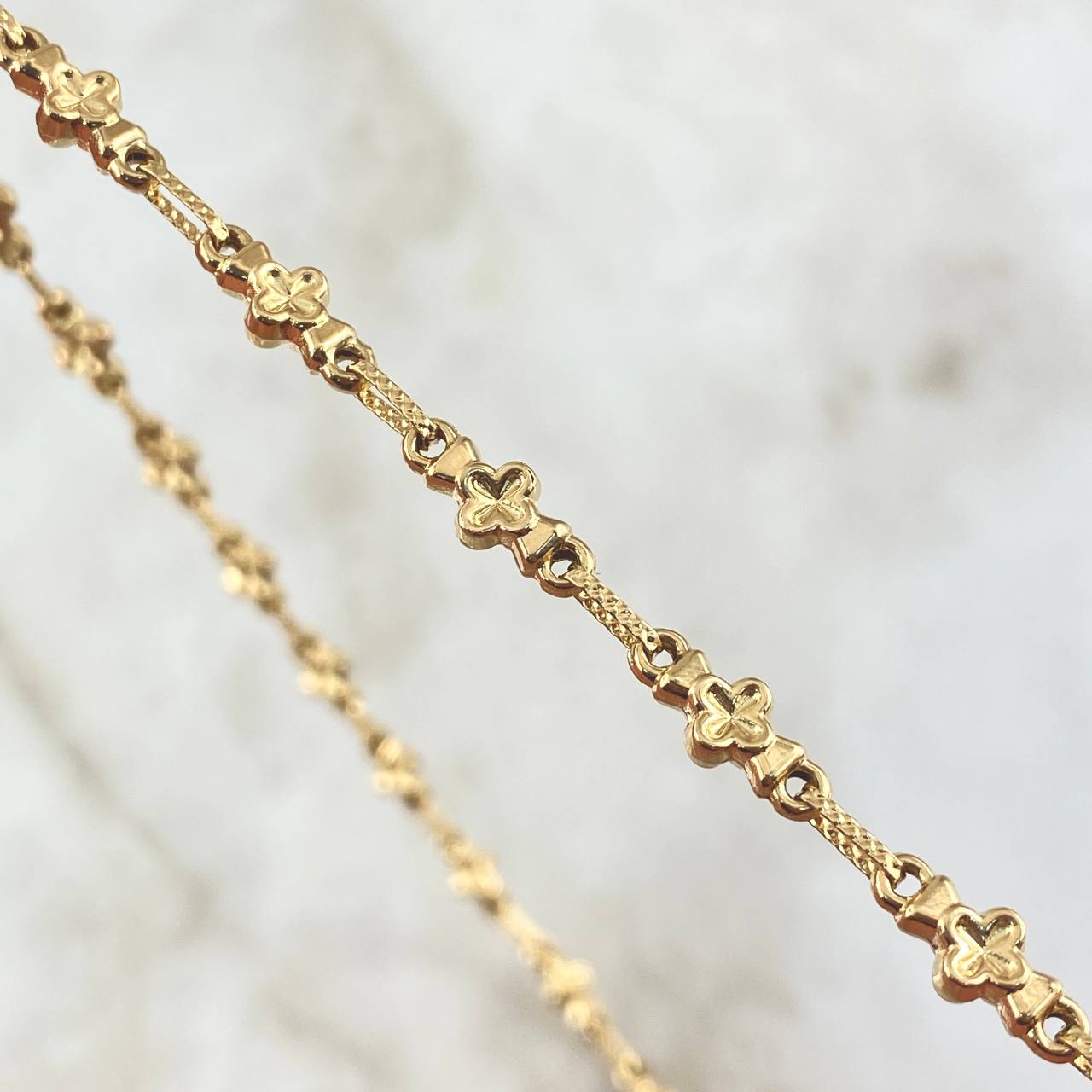 Rustic Chain Clover 11.25gr / 23.6in / 18K Gold ©