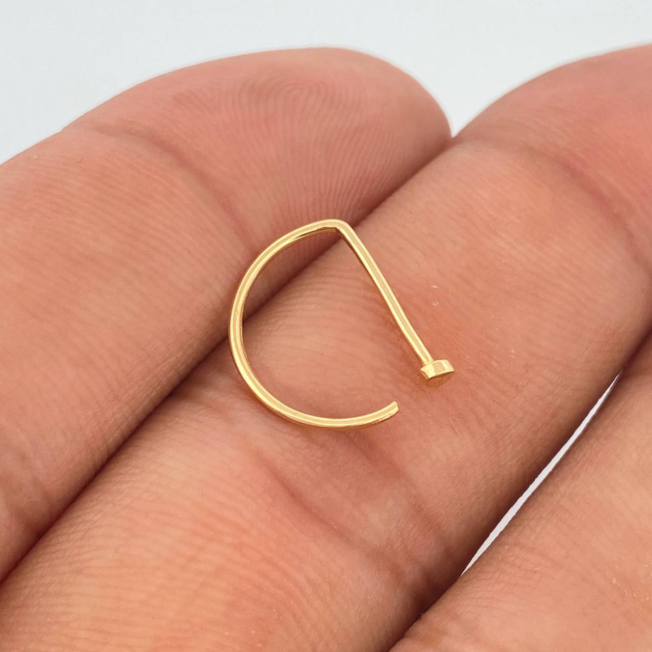 Flat Head Arch Piercing 0.35gr / 0.5in / 18K Gold