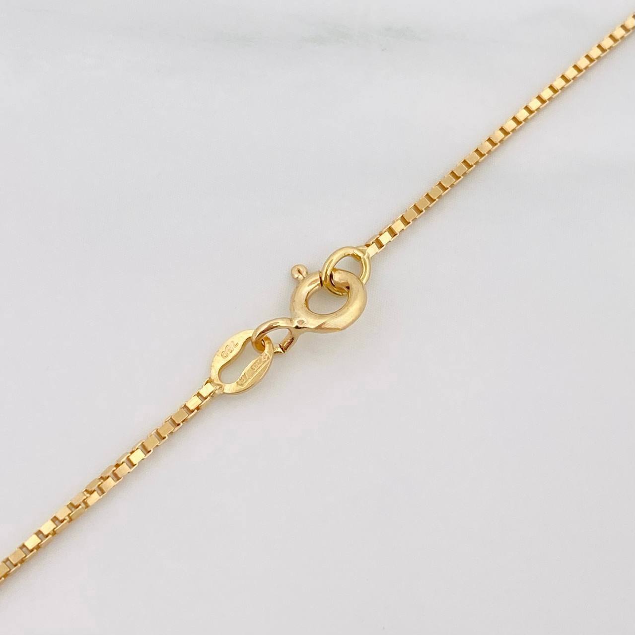 Venetian Chain 5.45g / 27 1/2 in / 0.85mm 18K Yellow Gold