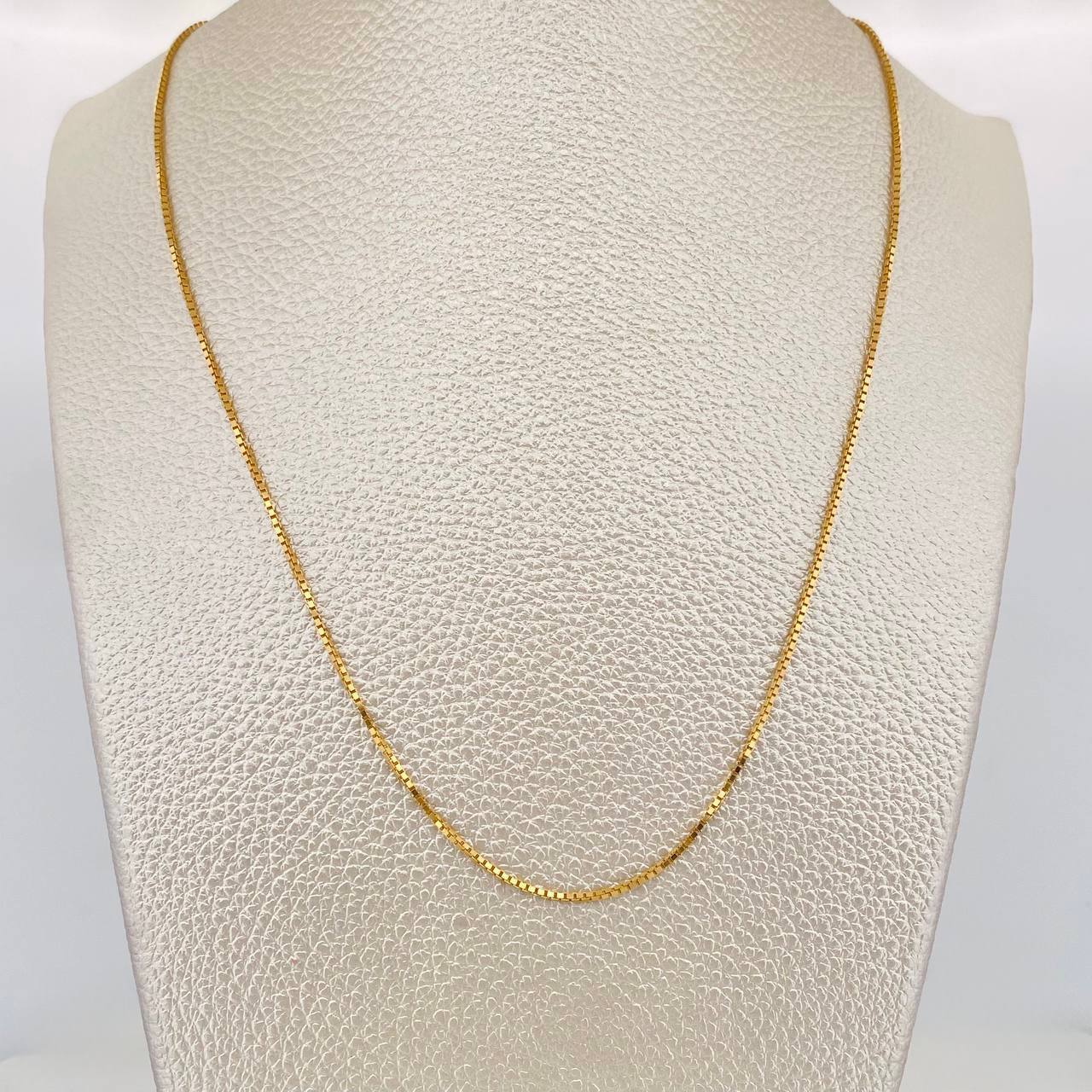 Venetian Chain 5.45g / 27 1/2 in / 0.85mm 18K Yellow Gold