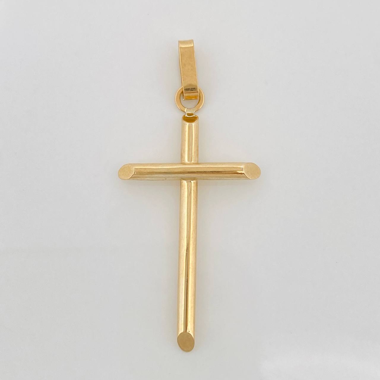 Dije Cruz Puntas Planas 1.3gr / 1 1/2 in / Oro Amarillo 18K &