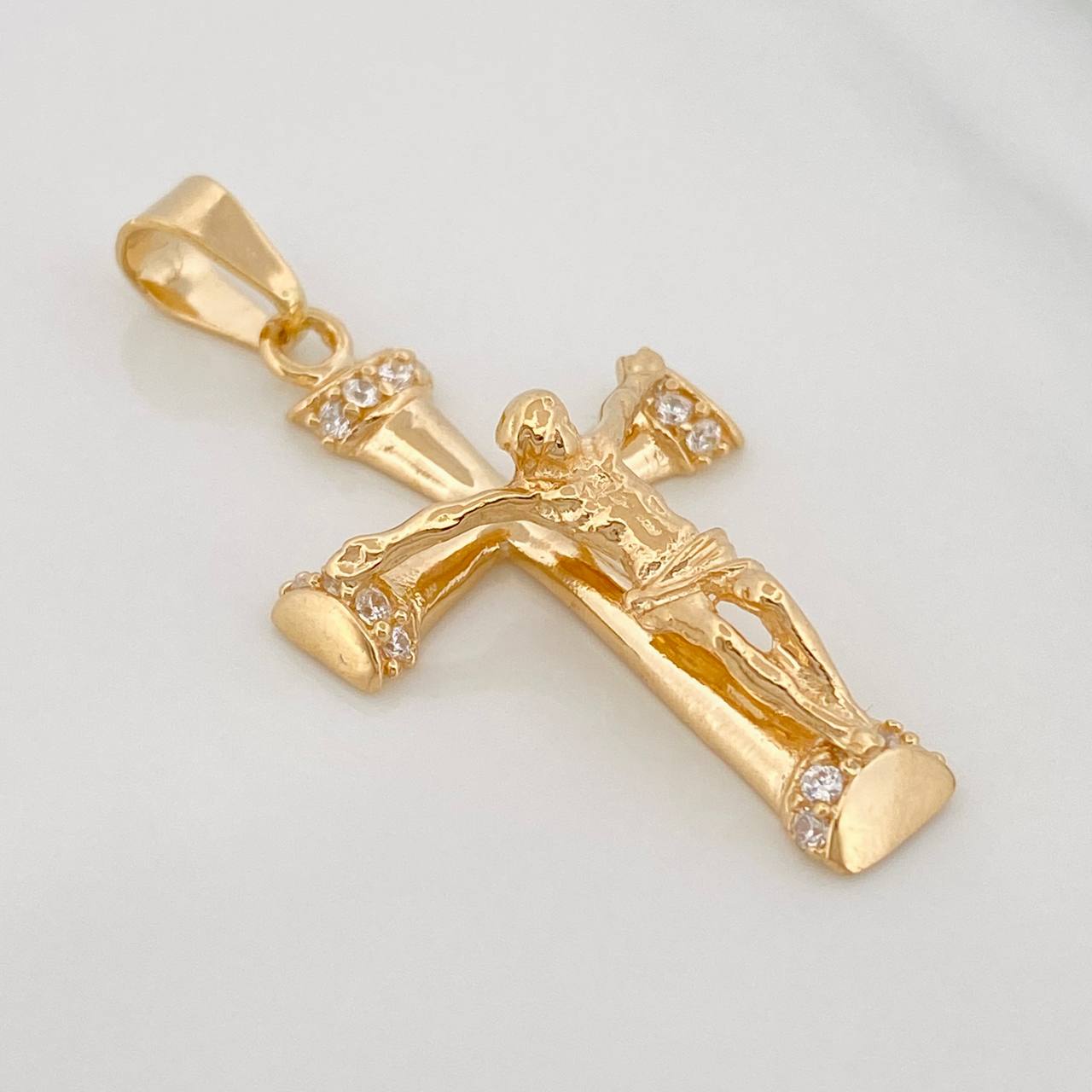 Dije Cruz Cristo 4.3g / 1 1/2 in Oro Amarillo 18K