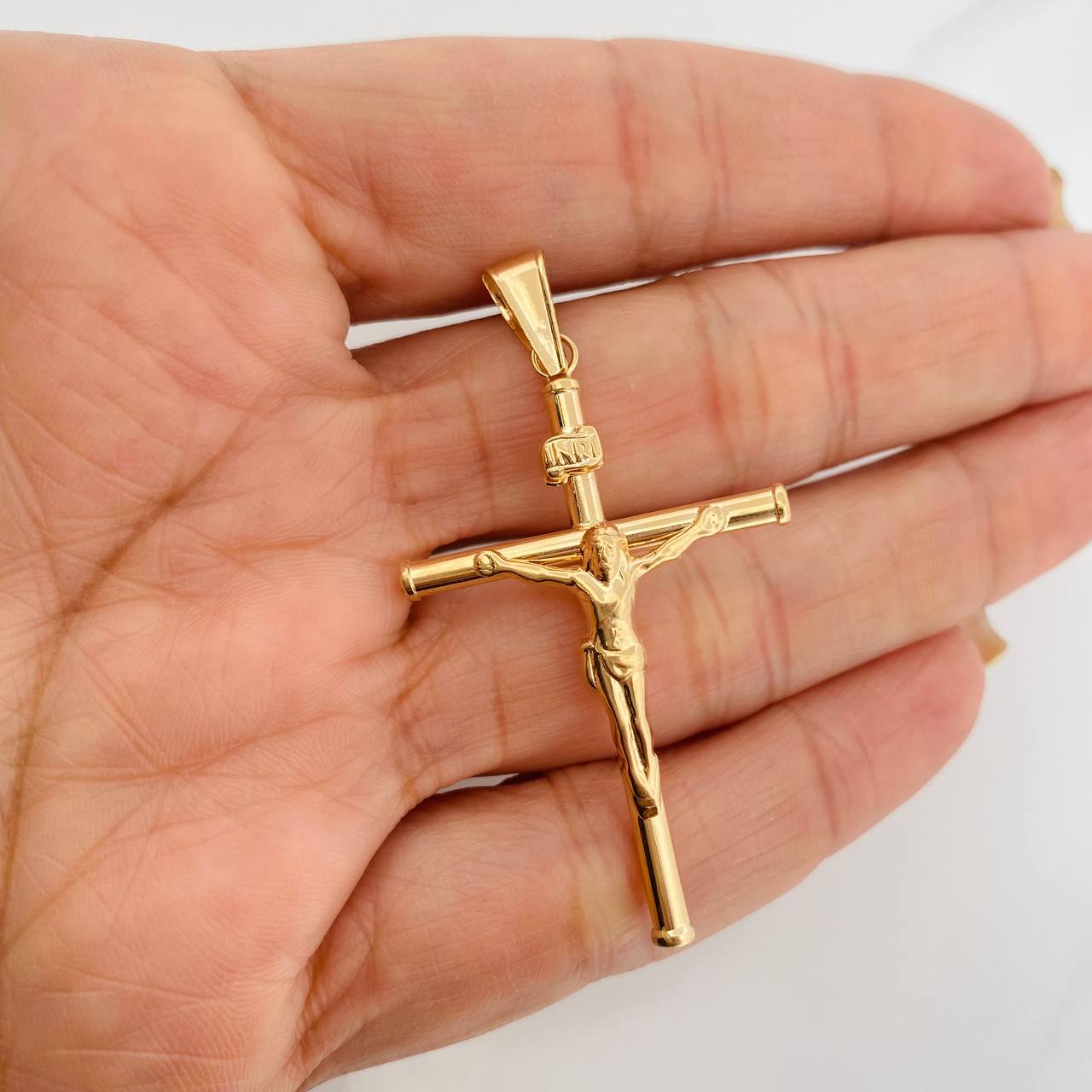 Pendant Cross Christ 2.8g / 2 in Yellow Gold 18K
