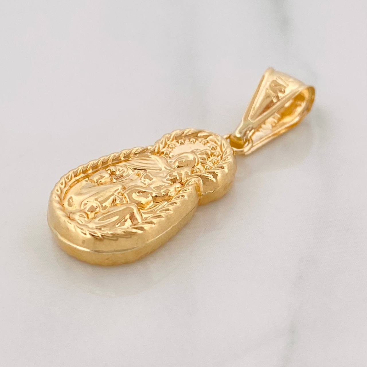 Pendant Virgen del Carmen 1.2g / 1 1/4 in Yellow Gold 18K