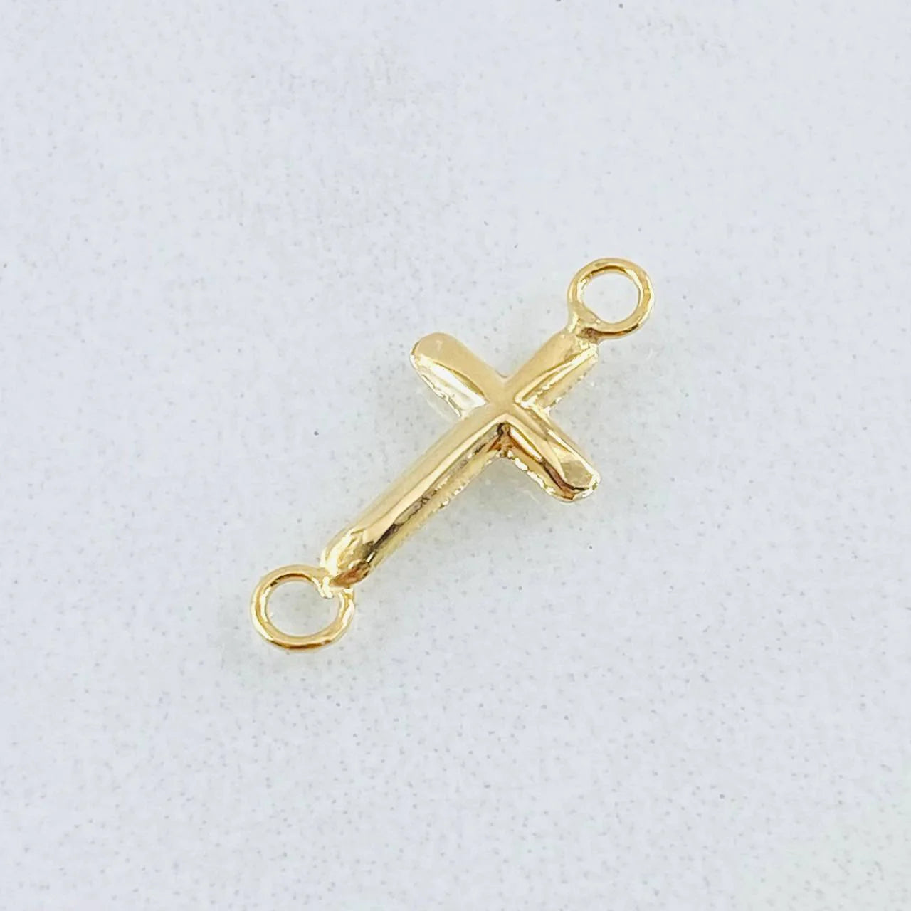 Charm Plain Cross 0.3 g / 3/4 in 18K Yellow Gold