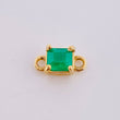 Charm Square Four Claws 60pts Emerald 0.7gr / 1/2 in / 18K Yellow Gold