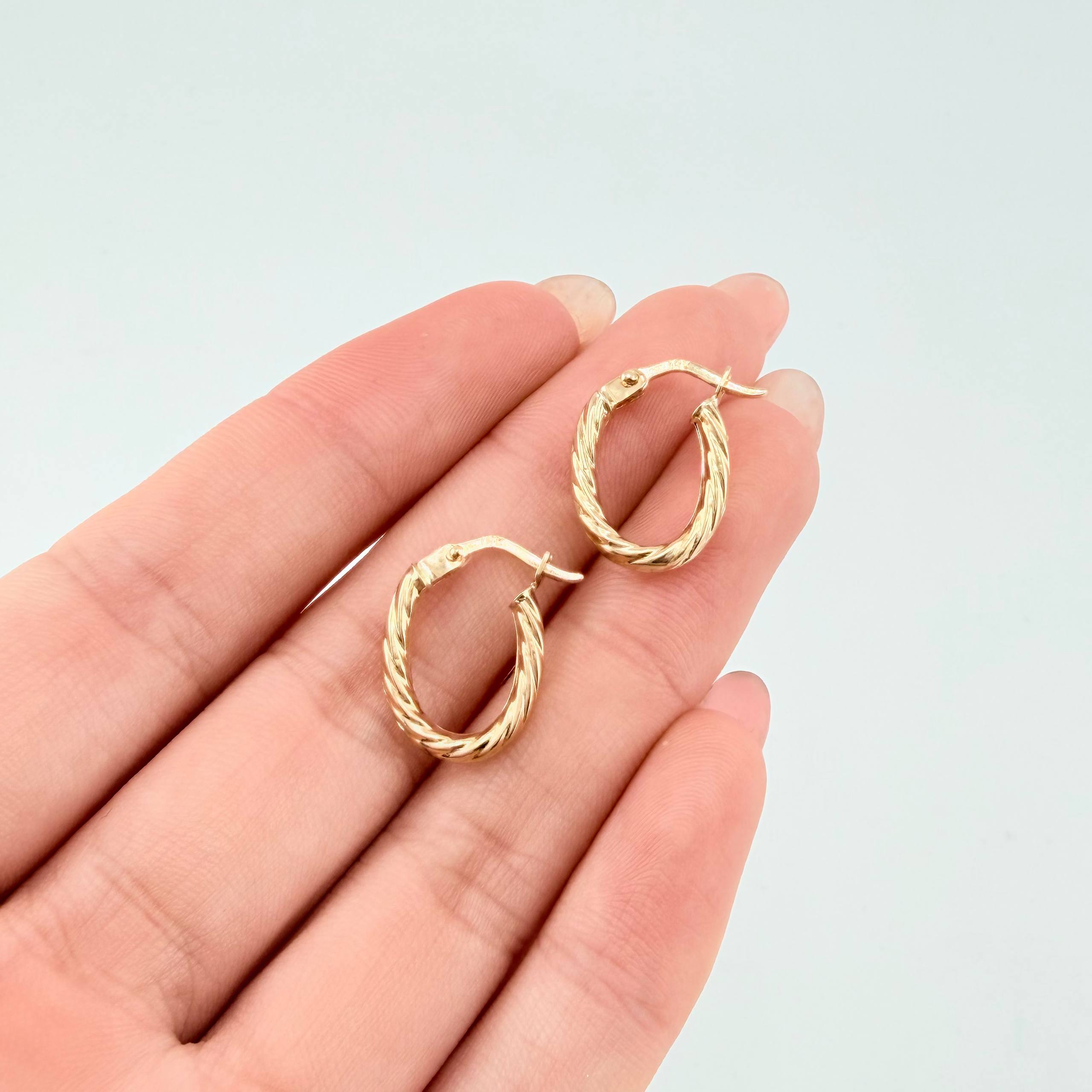 Candongas Lore Ovaladas 1.15gr / 3/4 in / Oro Amarillo 18K *