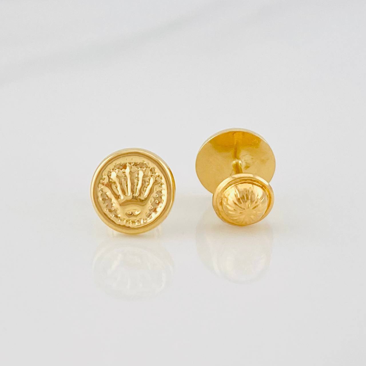 Stud Earrings Crown 0.65g / in / 6.3mm Yellow Gold 18K