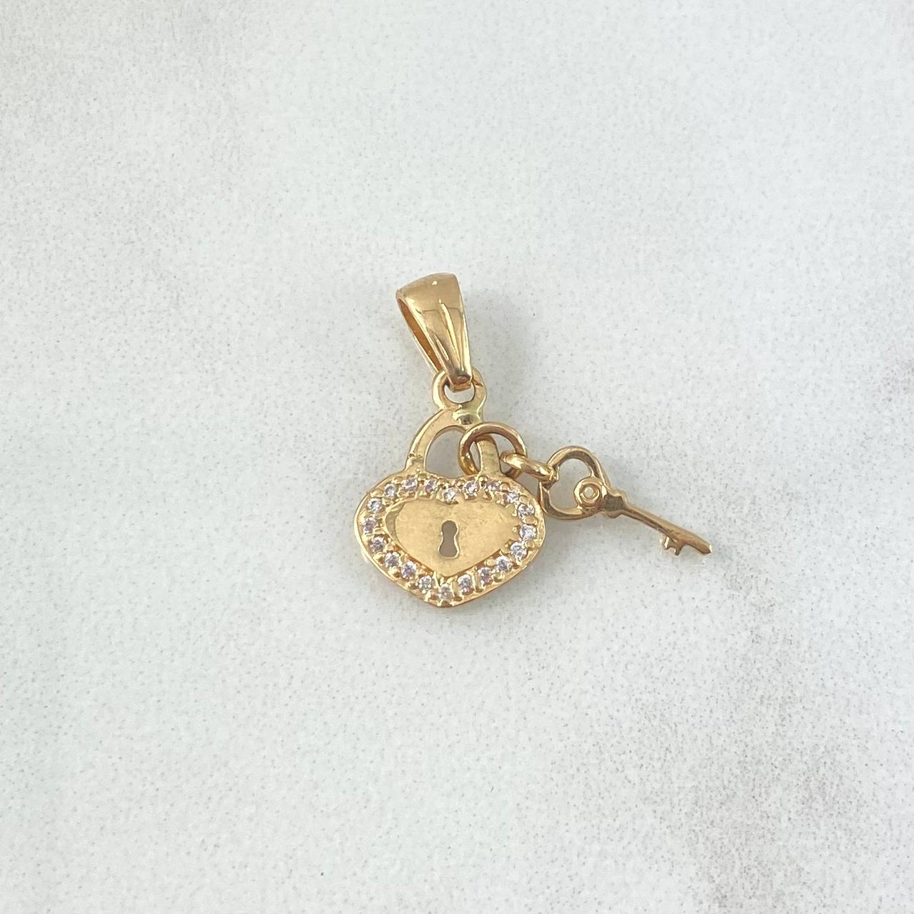 Pendant Heart Lock 1.7gr / 2cm / White Zirconia Yellow Gold *