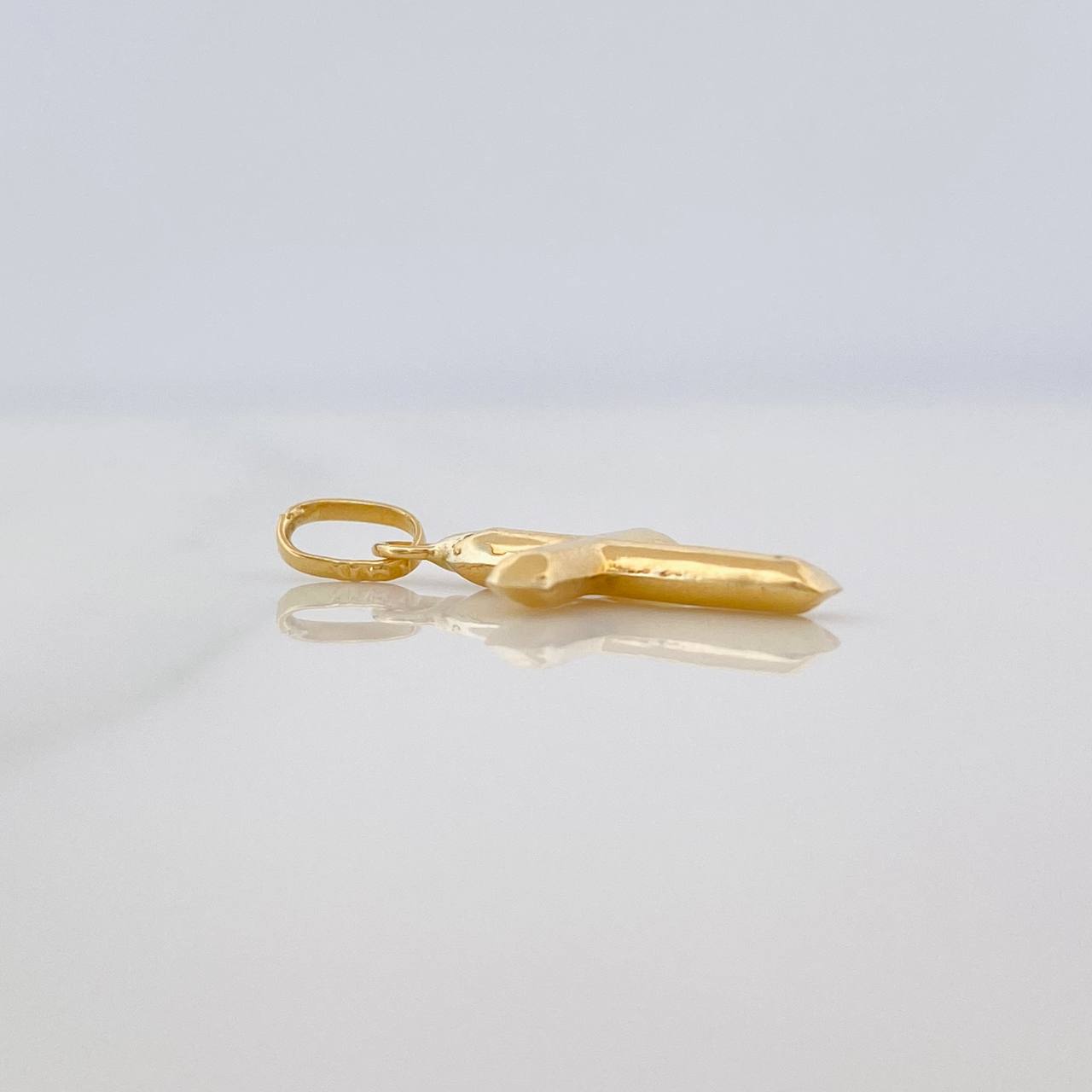 Dije Cruz 0.45gr / 3/4 in / Oro Amarillo 18K &