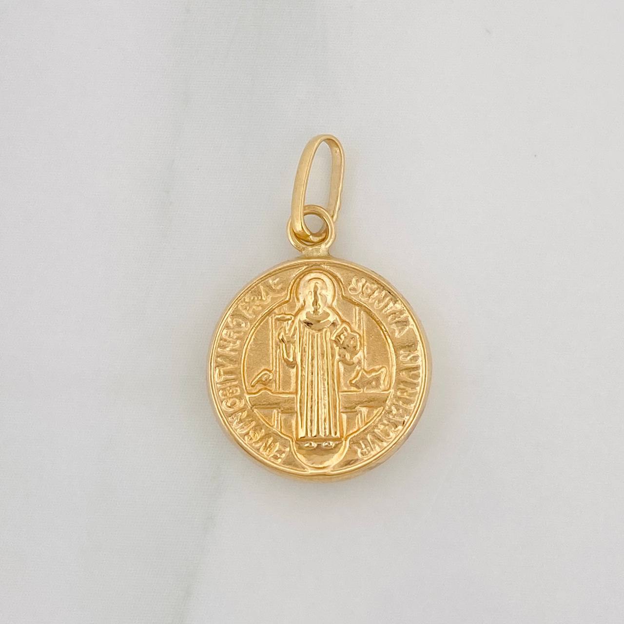 Dije San Benito 0.55gr / 3/4 in / Oro Amarillo 18K %