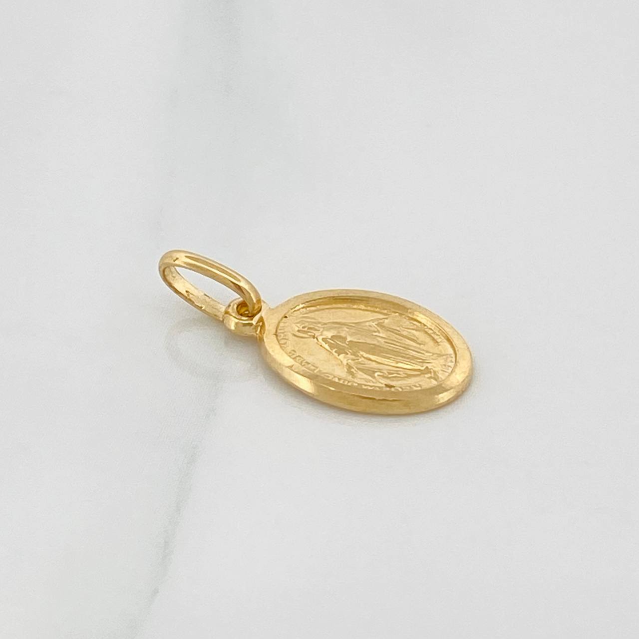 Pendant Miraculous Virgin 1.4gr / 3/4 in / 18K Yellow Gold &