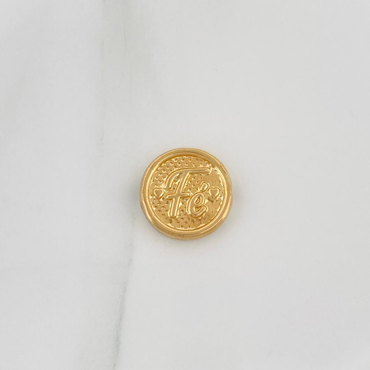 Herraje Medalla Fe 0.85gr / 1/2 in / Oro Amarillo 18K &