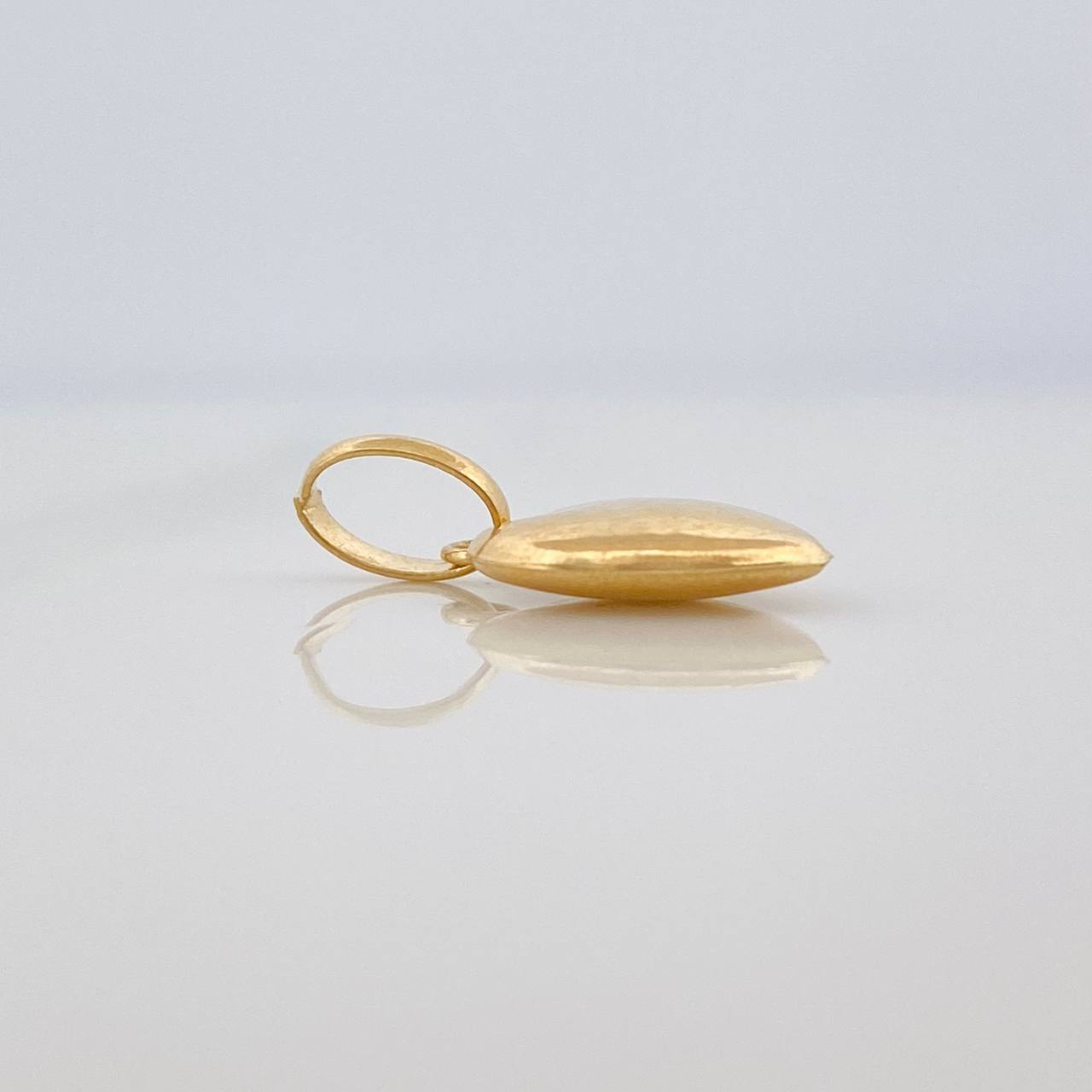 Dije Corazon Semi Plano 0.5gr / 3/4 in / Oro Amarillo 18K &