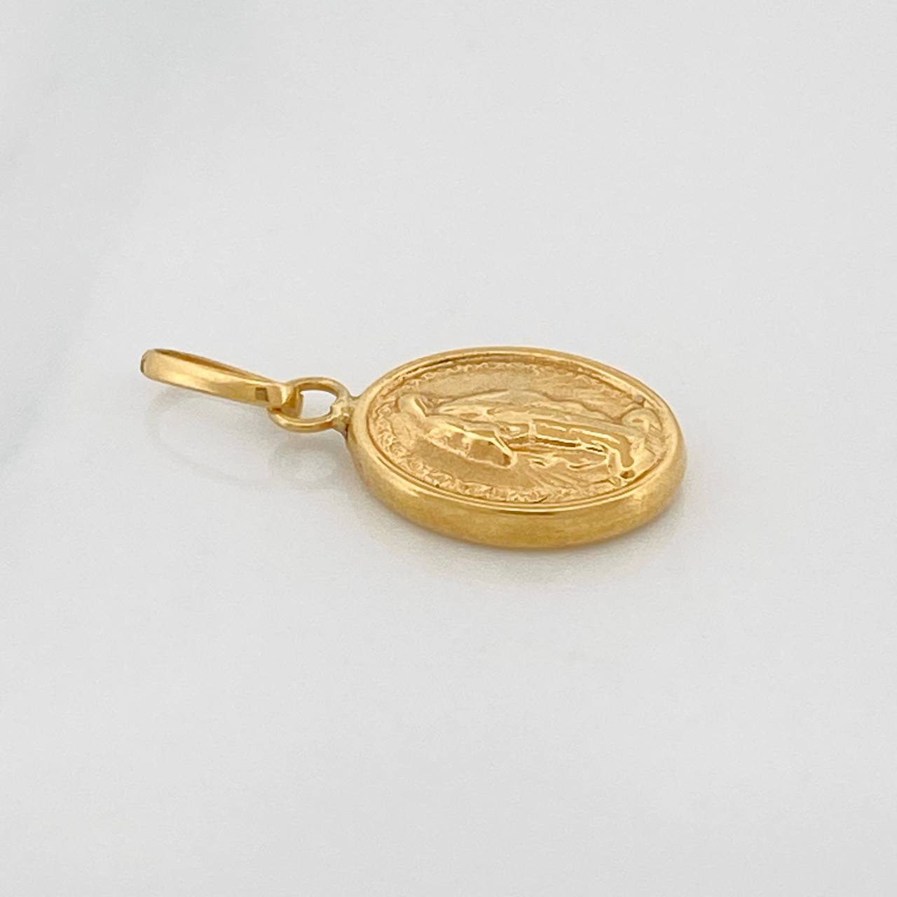 Pendant Miraculous Virgin 0.55gr / 3/4 in / 18K Yellow Gold &