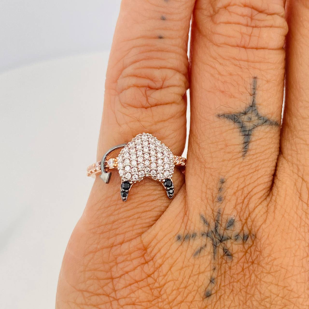 Devil Heart Ring 2.55g / T5 1/4 / Three Golds 18K %