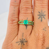 Anillo Cuadrado Esmeraldas 94 pts Diamantes 0.02 pts 3.5gr / T6 1/2 / Oro Amarillo 18K &