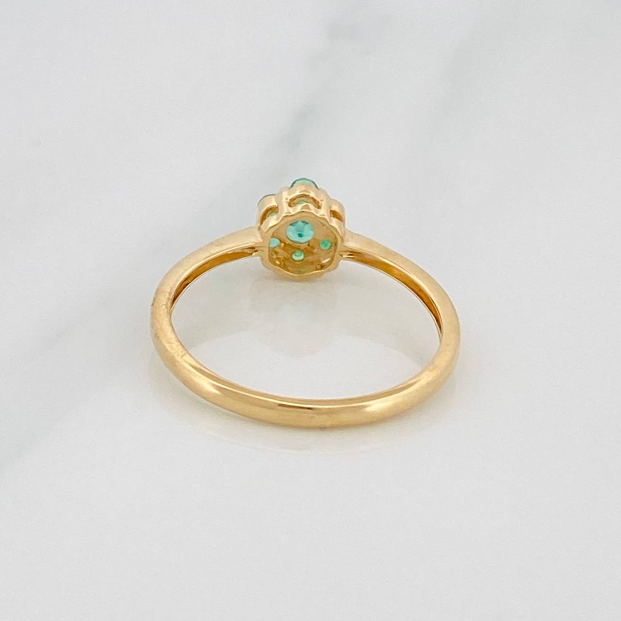 Emerald Flower Ring 35 pts 1.8gr / T7 1/4 / Yellow Gold 18K &