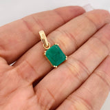 Rectangular Emerald Pendant 5.35 qts 3.35gr / 1 in / Yellow Gold 18K &