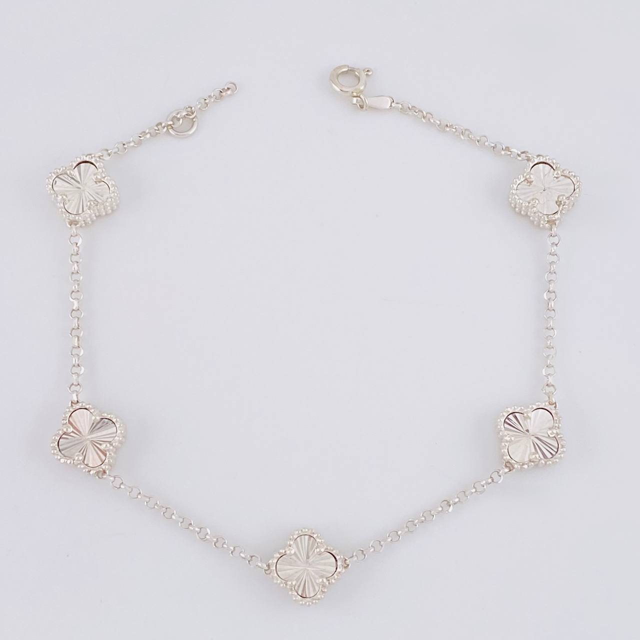 Diamond Cut Rolo Clover Bracelet 8.1g / 8 1/2 in / 1.4mm Silver 925