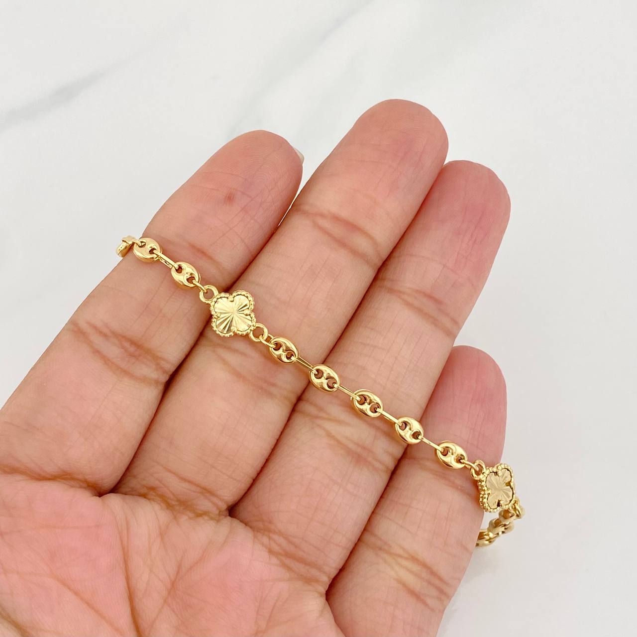 Pulso GC Trébol 3.4g / 7 in / 3.6mm Oro Amarillo 18K