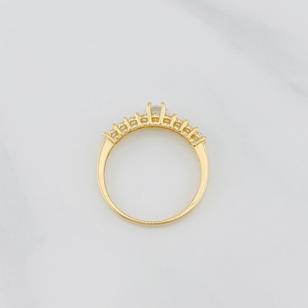 Anillo Solitario Churumbela 1.85g / T7 Oro Amarillo 18K