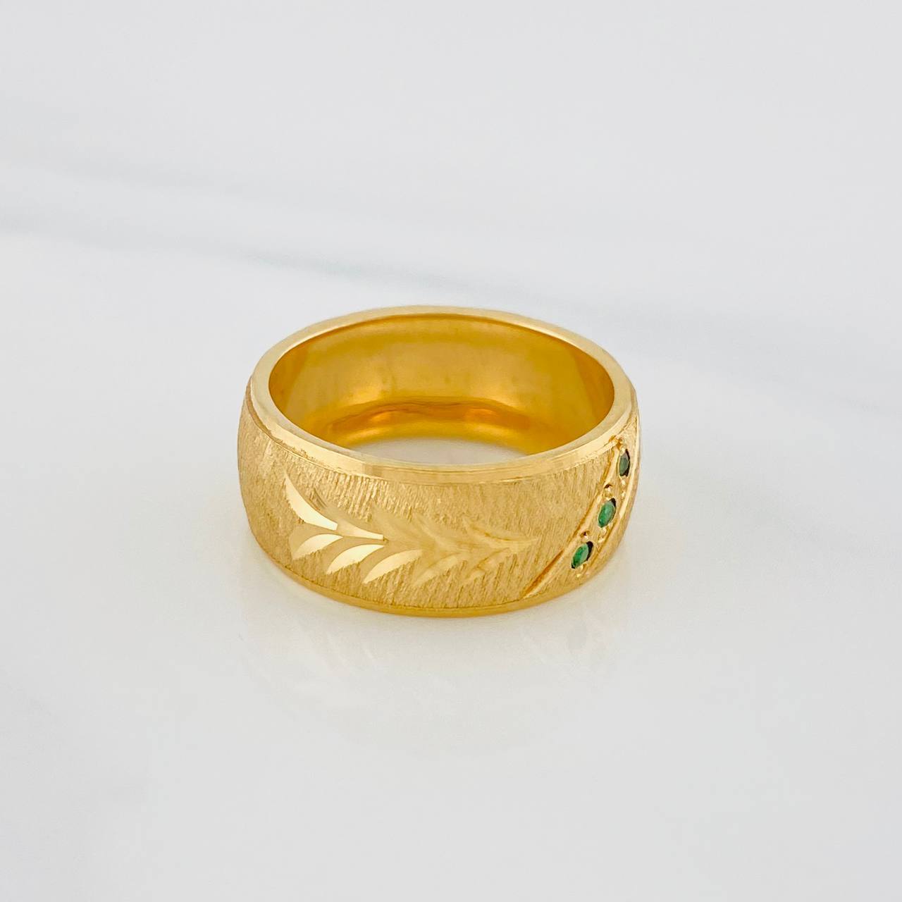 Triada Ring 7.75g / T6 1/2 Yellow Gold 18K