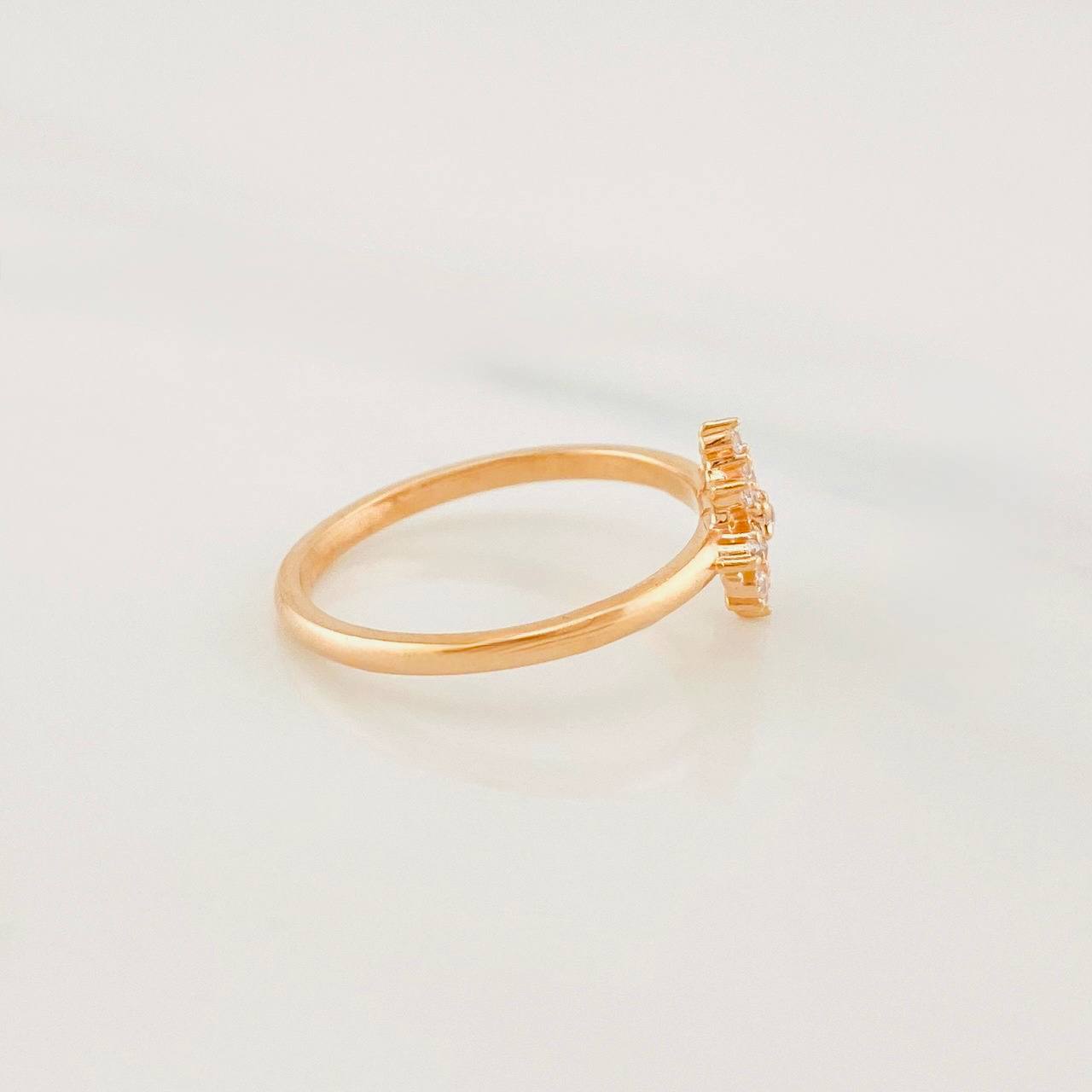 Anillo Flor 2.35g / T6 3/4 Oro Rosa 18K