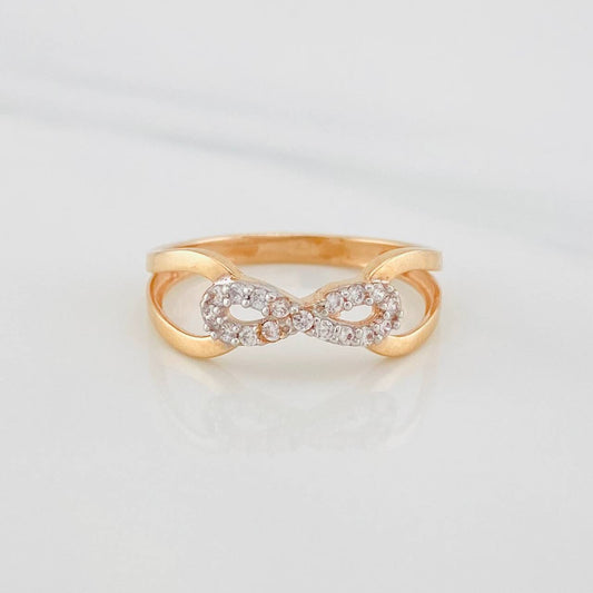 Infinity Ring 1.95g / Size 6 3/4 Two-Tone White and Rose Gold 18K