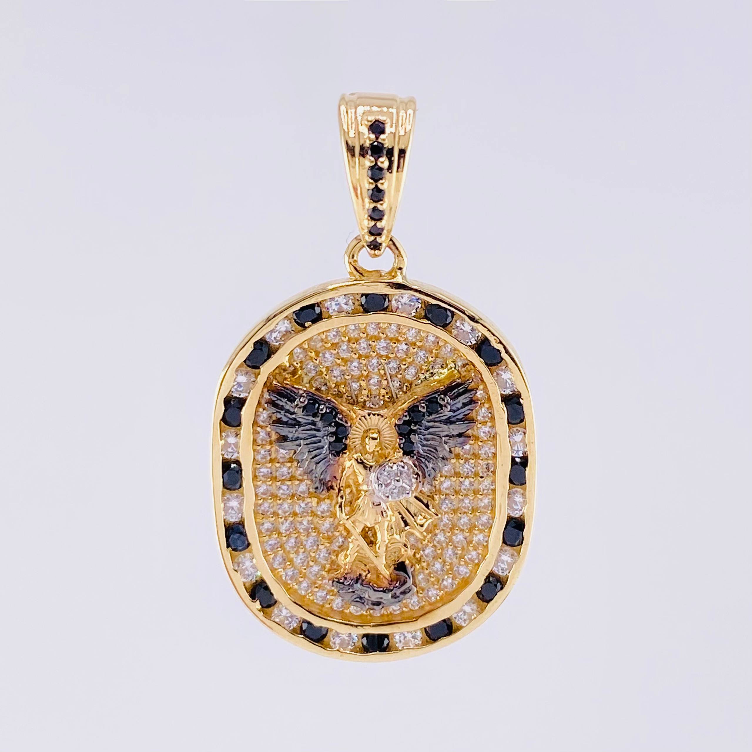 Dije Placa San Miguel 6.9g / 1 1/4 in Dos Oros Amarillo Blanco 18K