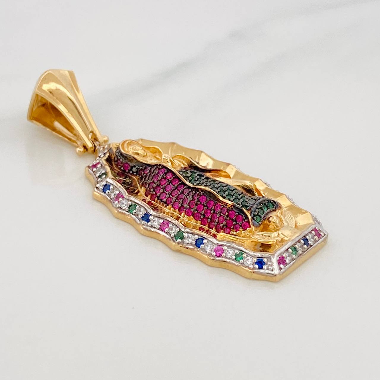 Dije Virgen Guadalupe 14.5g / 2 in Tres Oros 18K