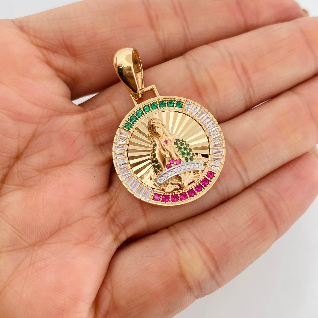 Dije Virgen Guadalupe 7g / 1 1/2 in Dos Oros Amarillo Blanco 18K