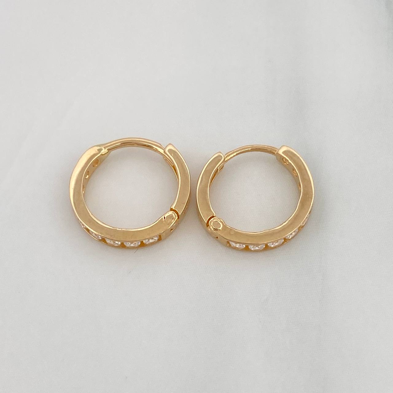 Candongas Carril 1.2g / 1/2 in Oro Amarillo 18K