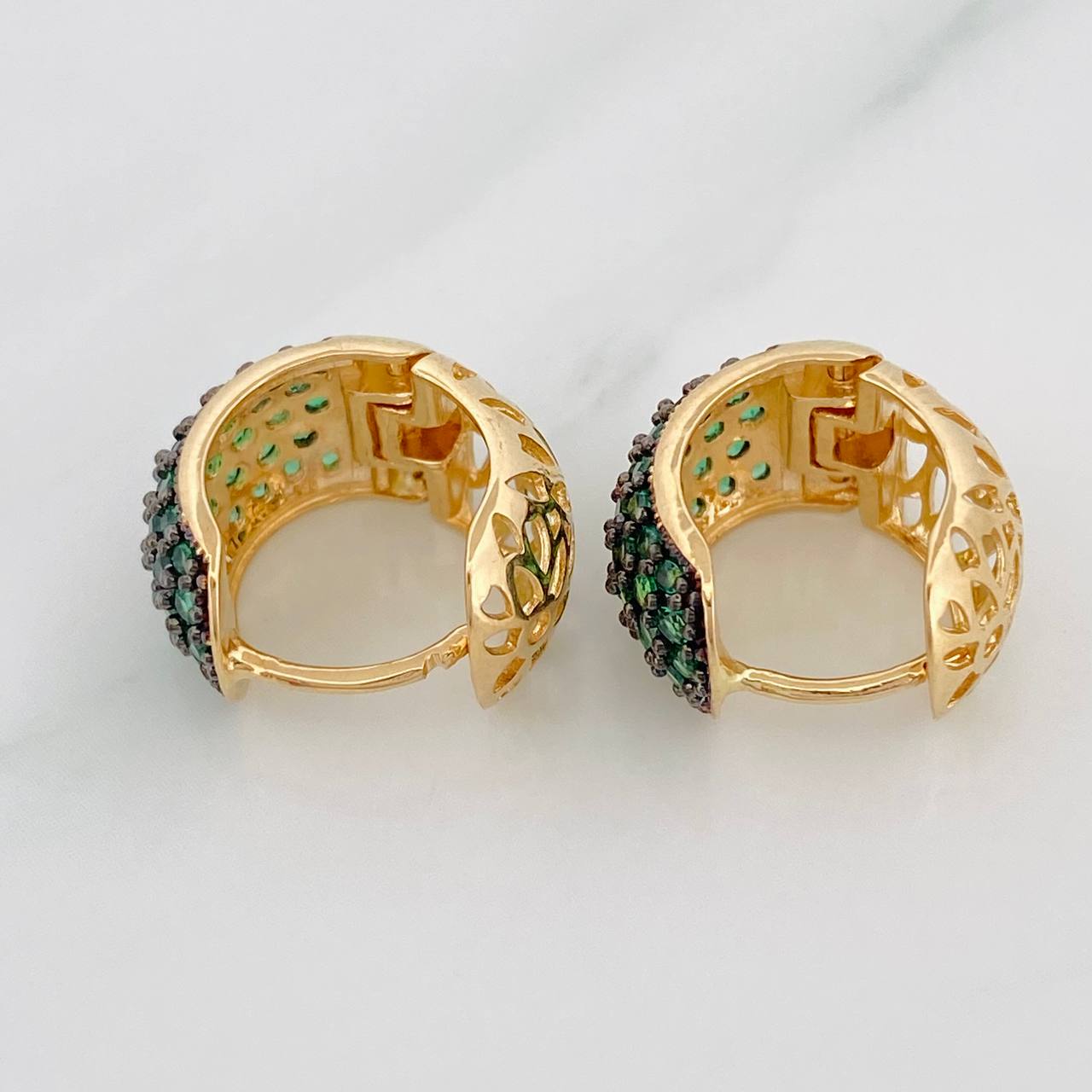 Hoop Earrings Berlin 5.4g / 1/2 in Two-Tone Black Yellow 18K