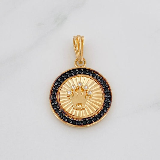 Dije Corona 2.25g / 3/4 in Dos Oros Negro Amarillo 18K