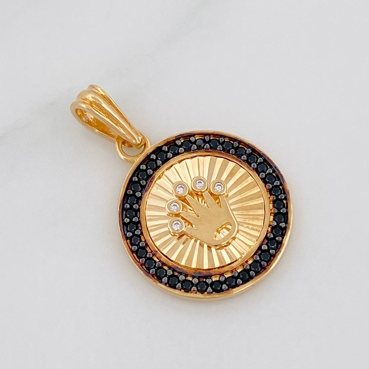 Pendant Crown 2.25g / 3/4 in Two Golds Black Yellow 18K