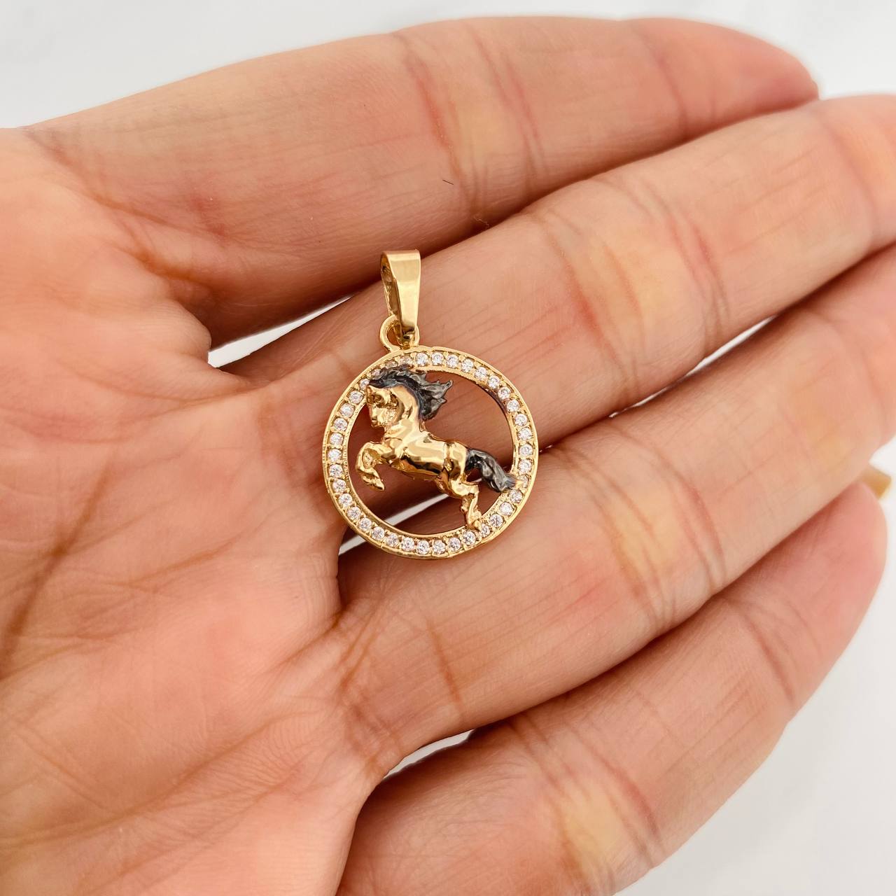 Pendant Horse 1.5g / 3/4 in Two Golds Black Yellow 18K