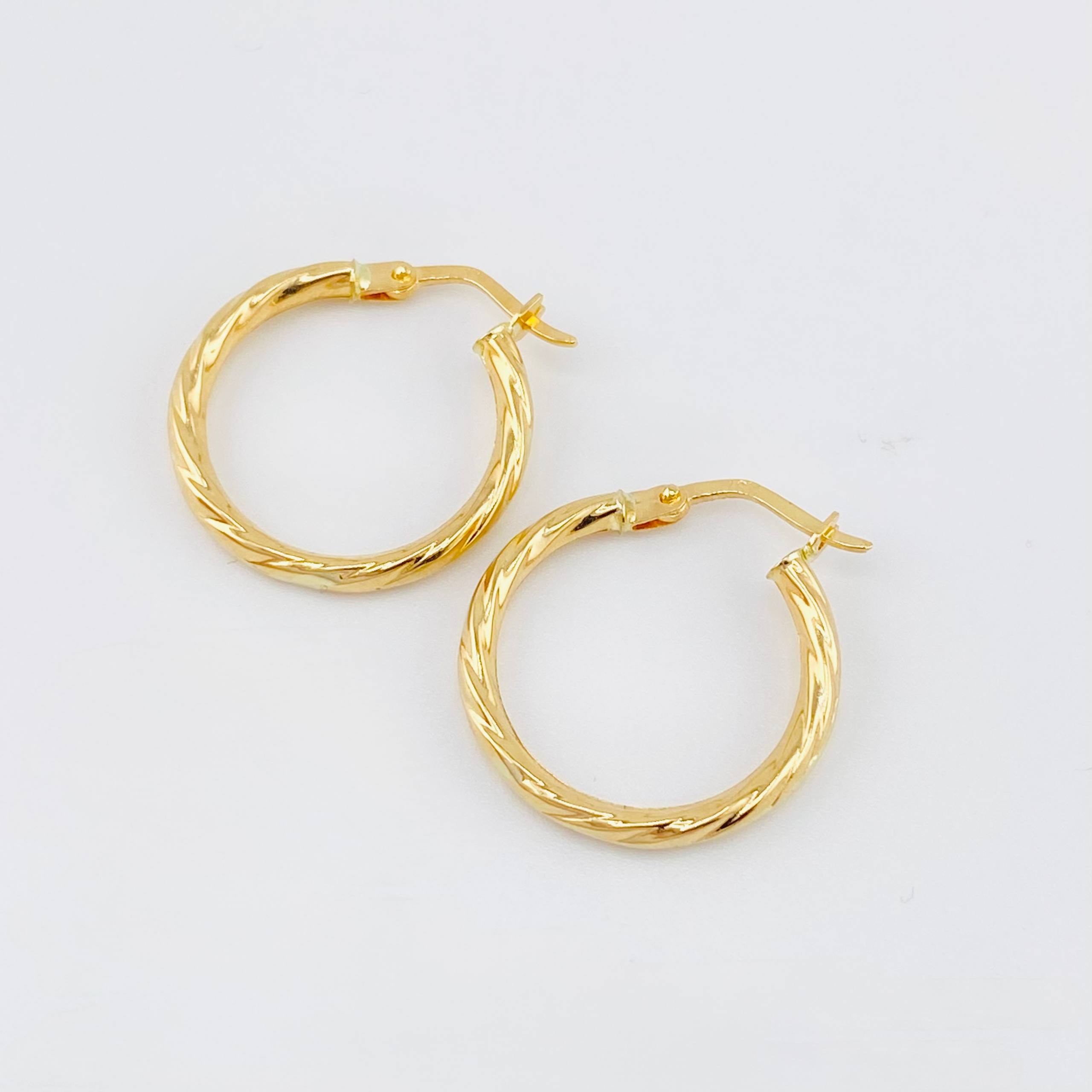 Candongas Mary 1.55gr / 1 in / Oro Amarillo 18K ©