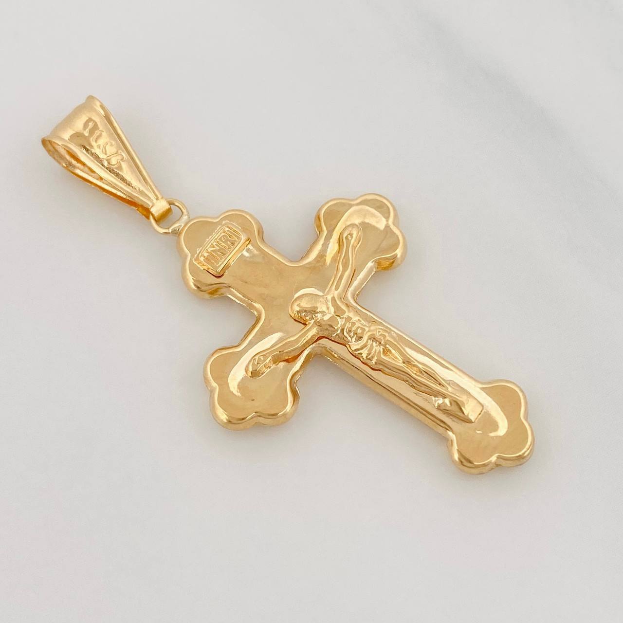 Dije Cruz Cristo 1.85g / 1 1/2 in Oro Amarillo 18K