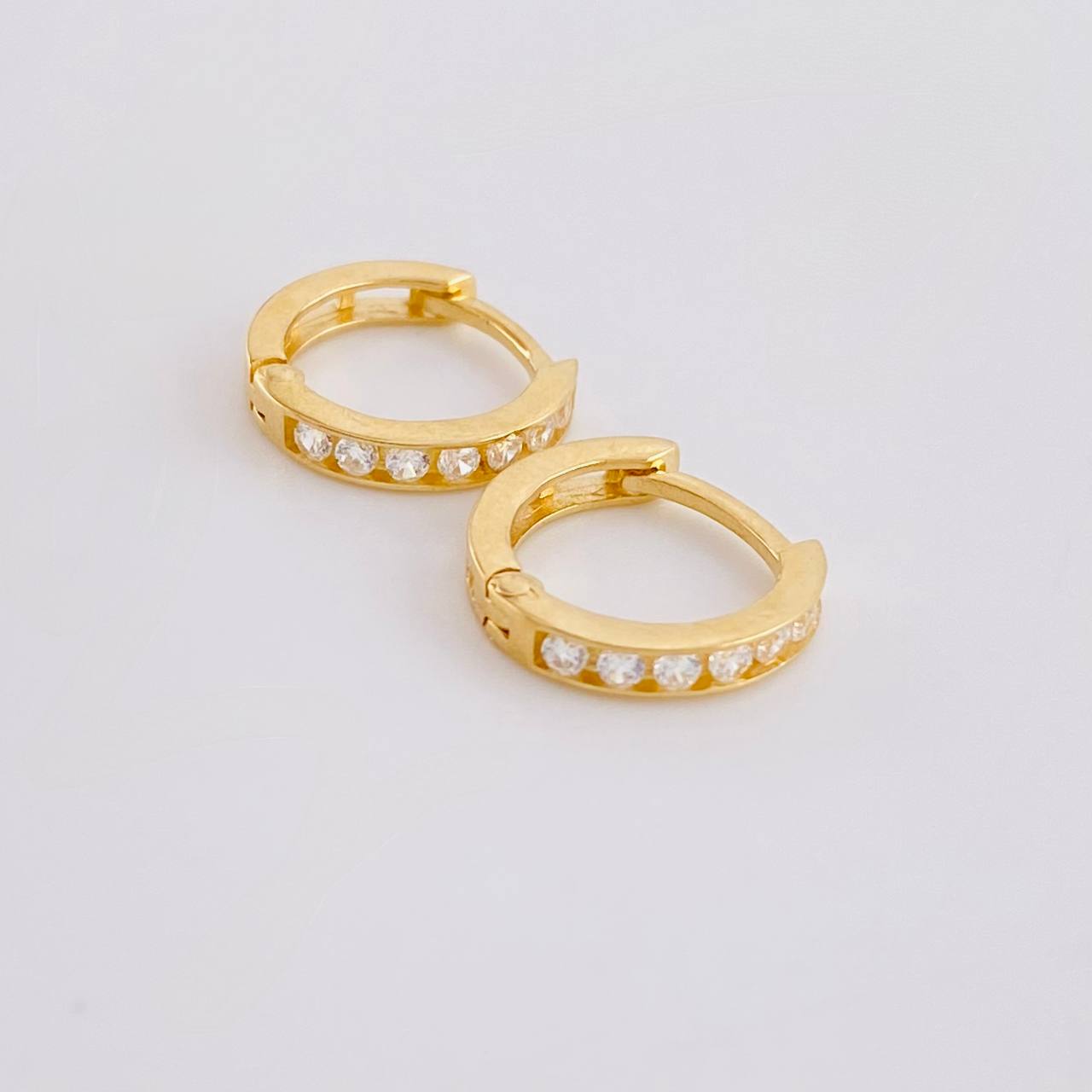 Candongas Carril 1.5g / 1/2 in Oro Amarillo 18K