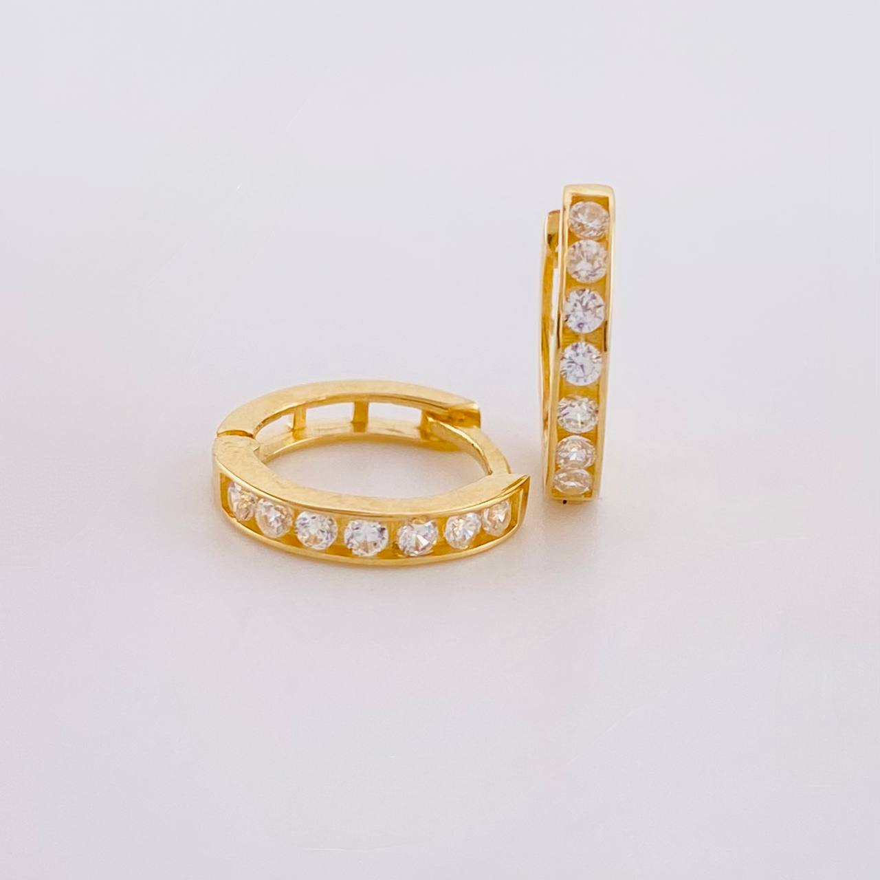 Candongas Carril 1.45g / 1/2 in Oro Amarillo 18K