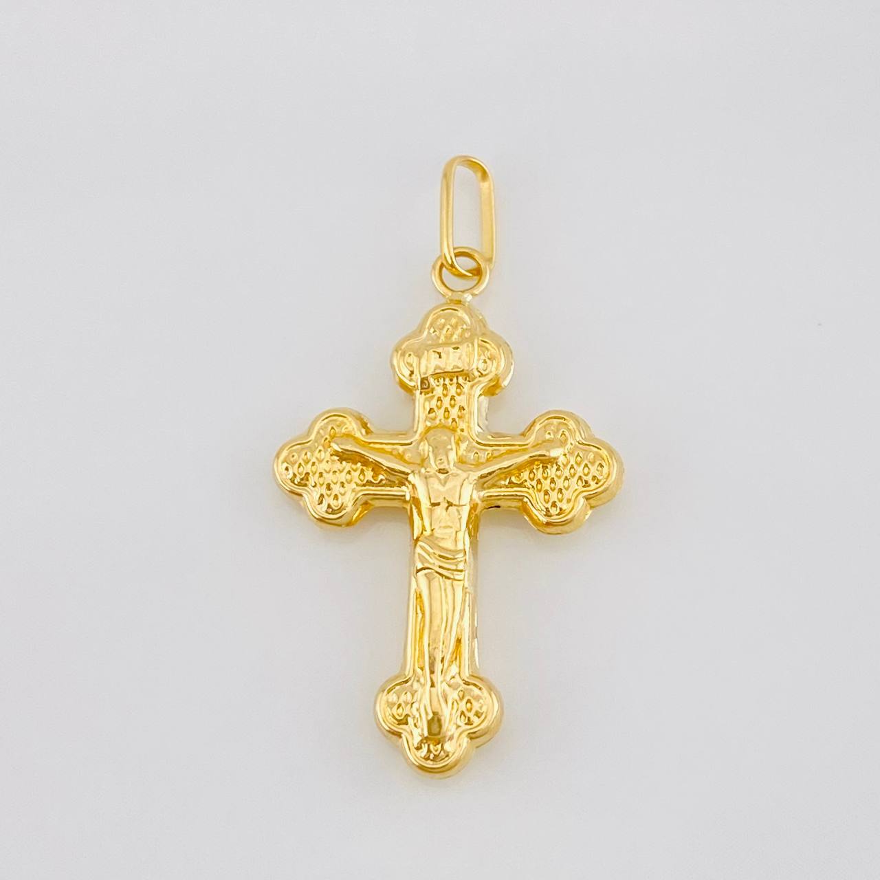 Dije Cruz Cristo 0.9g / 1 1/4 in Oro Amarillo 18K