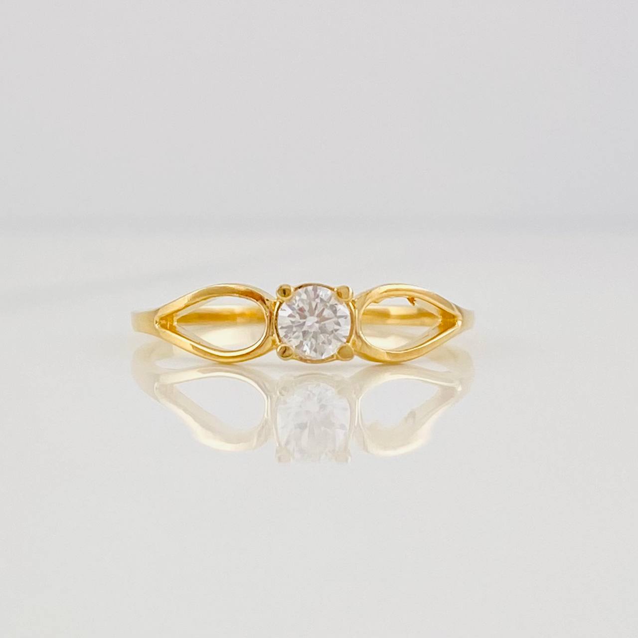 Anillo Solitario Gota 1.2g / T5 1/2 Oro Amarillo 18K