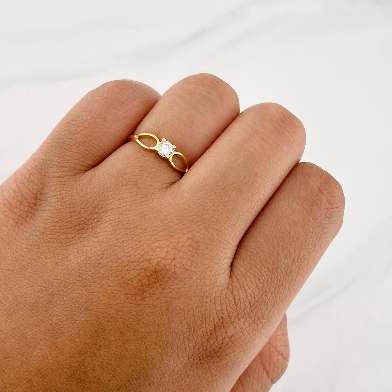 Solitaire Ring 1.25g / T6 Yellow Gold 18K