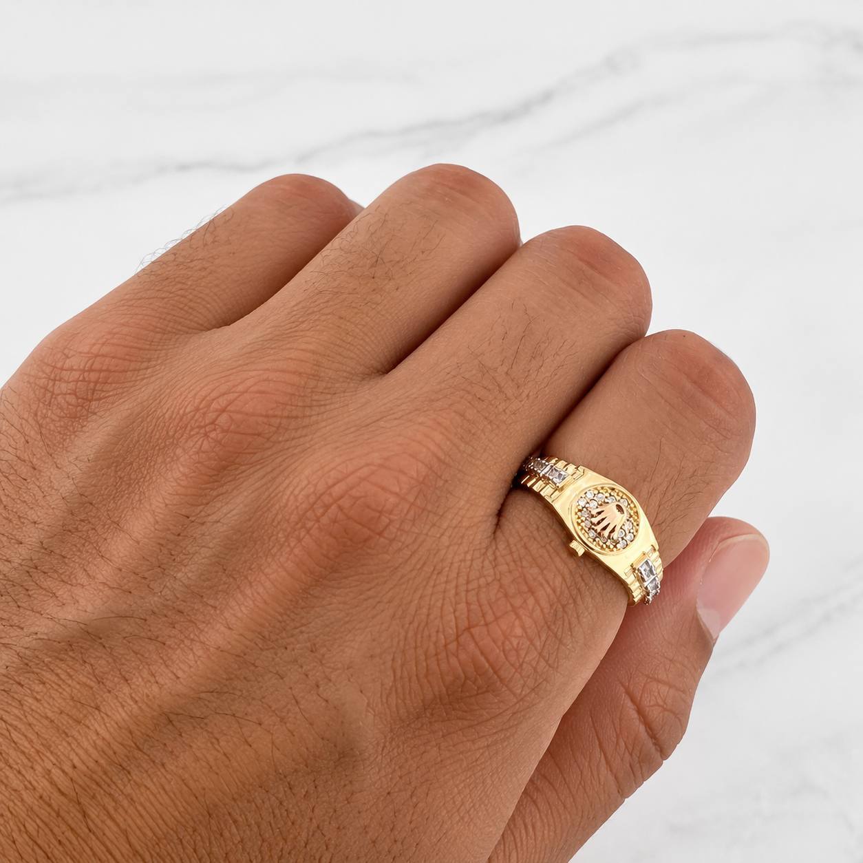 Anillo Correa Corona 4.35g / T8 1/2 Tres Oros 18K