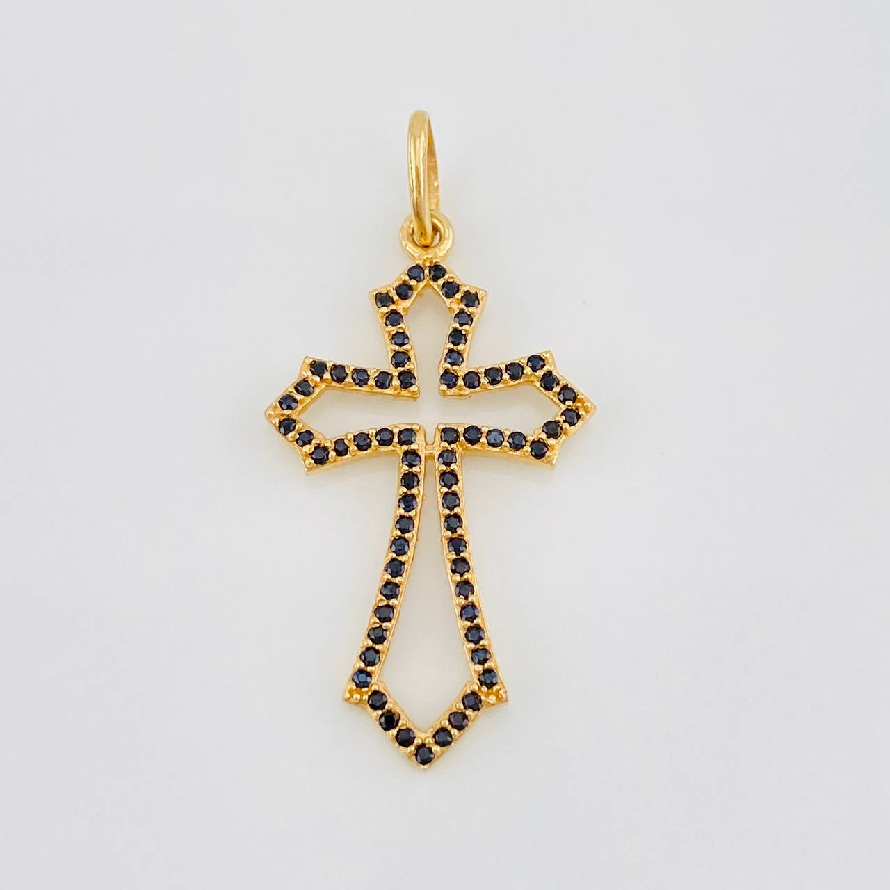 Dije Silueta Cruz 1.75g / 1 1/2 in Oro Amarillo 18K