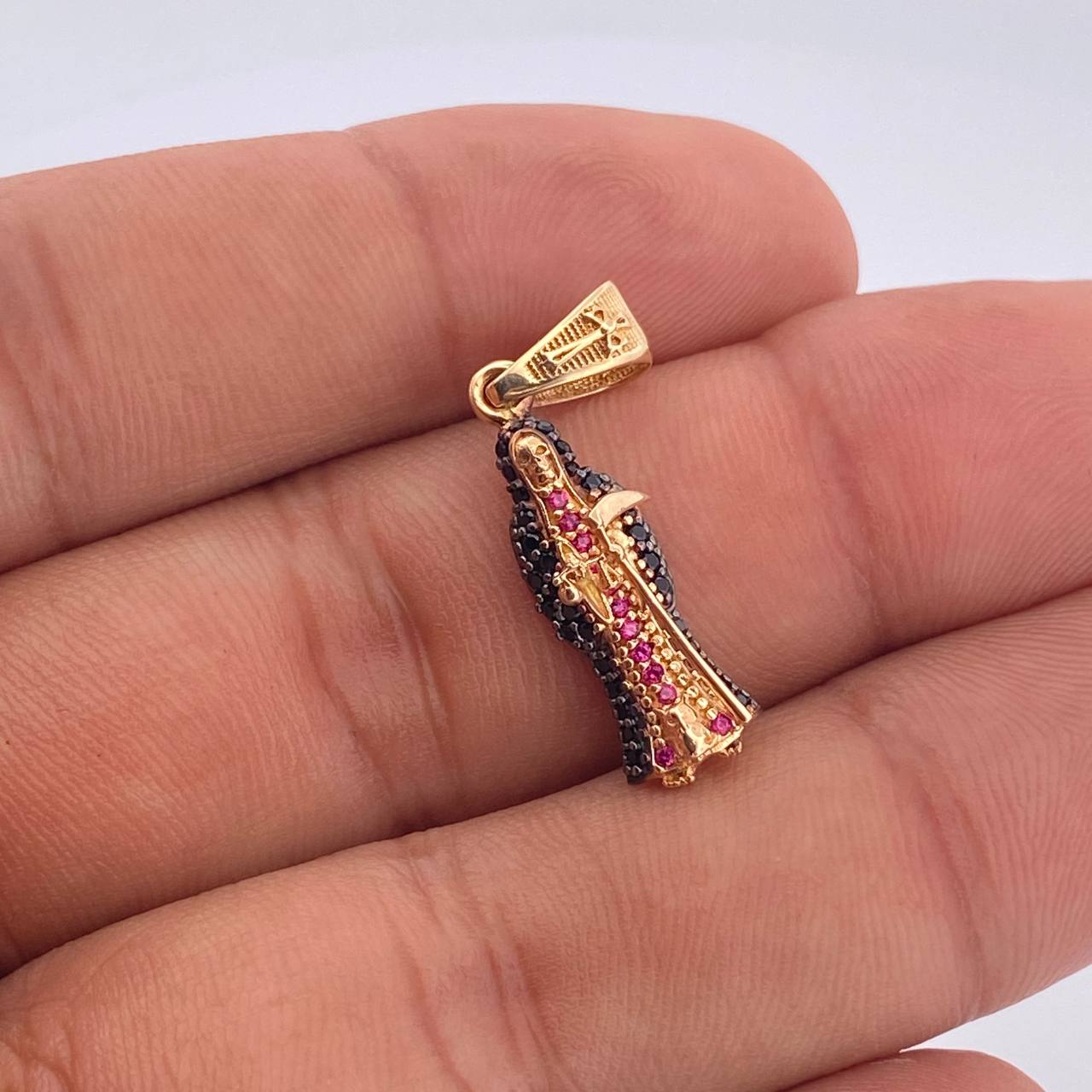 Santa Muerte Pendant 2.7gr / 1.3in / Two Tone Black Yellow 18K Gold &