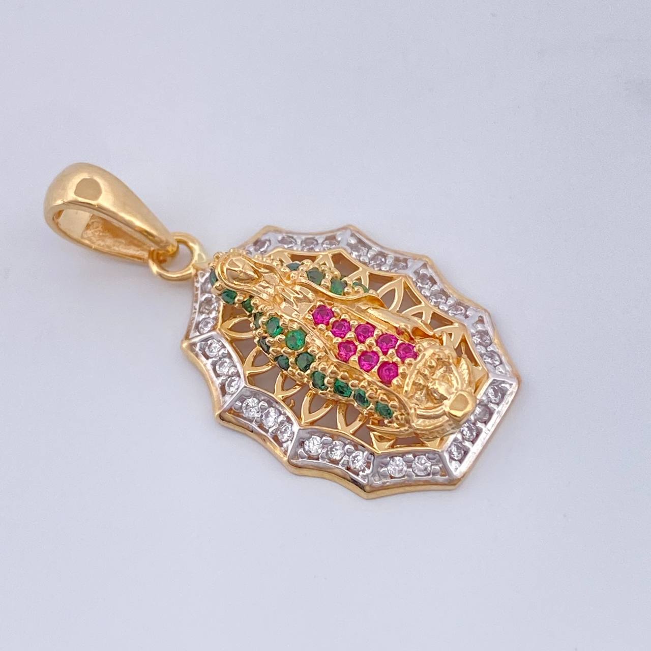 Dije Virgen de Guadalupe 2.8gr / 1 in / Dos Oros Amarillo Blanco 18K &
