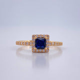 Square Halo Ring 2gr / Size 7 1/4 / 18K Yellow Gold &